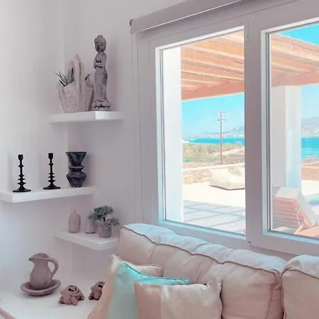 Voras Panagia Αντίπαρος